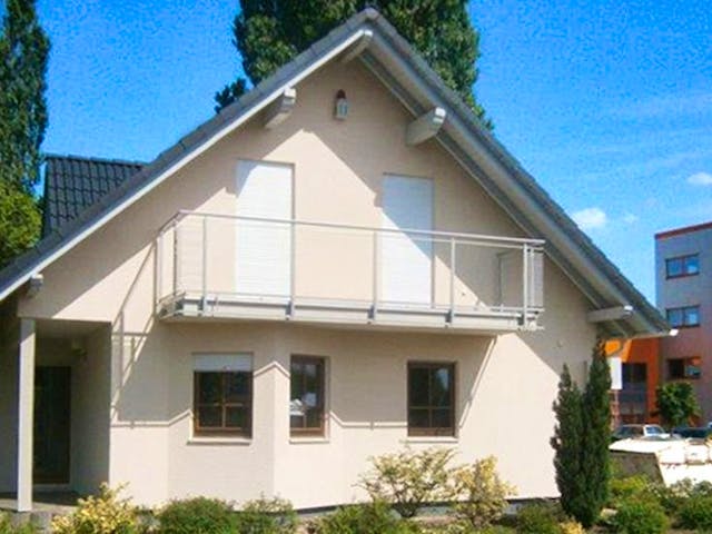 Fertighaus SOLUTION Halle von Living Fertighaus, Außenansicht 1