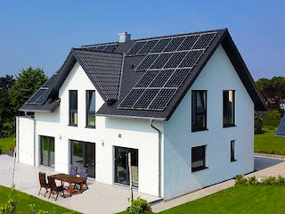 Fertighaus Modernes Landhaus mit Erker von ISOWOODHAUS, Satteldach-Klassiker Außenansicht 6