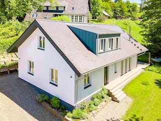 Fertighaus Panorama-Traum von ISOWOODHAUS, Satteldach-Klassiker Außenansicht 3