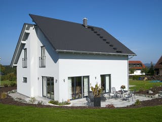 Fertighaus Jazz 80 Sonderplanung von SCHWABENHAUS, Pultdachhaus Außenansicht 2