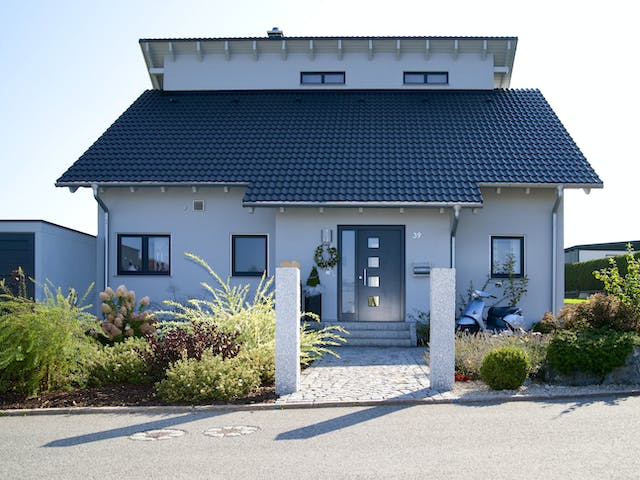 Fertighaus Jazz 80 Sonderplanung von SCHWABENHAUS, Pultdachhaus Außenansicht 1