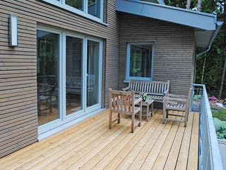 Fertighaus Johnsen - Haus 1 von Johnsen Zimmerei & Hausbau Schlüsselfertig ab 349000€, Pultdachhaus Außenansicht 3