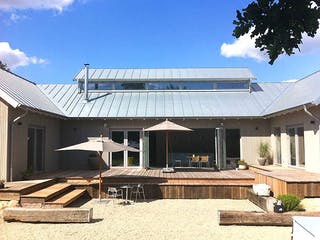 Fertighaus Johnsen - Haus 5 von Johnsen Zimmerei & Hausbau Schlüsselfertig ab 900000€, Bungalow Außenansicht 1