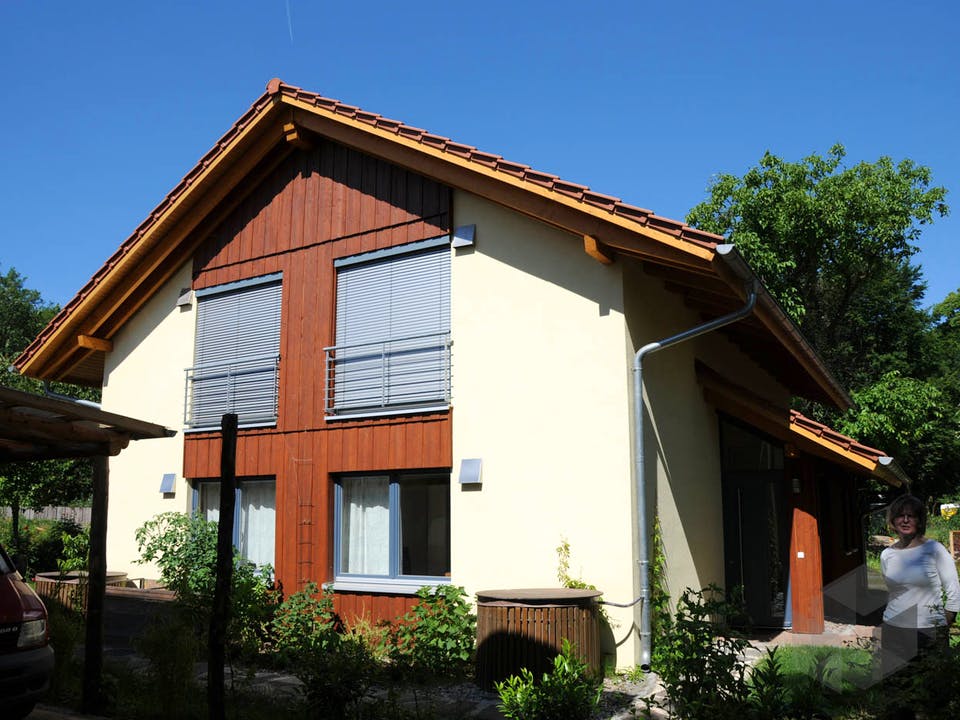 Julia 3 (KfW-Effizienzhaus 40) von Dammann-Haus Außenansicht