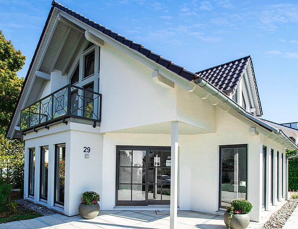 Fertighaus MAGOS - MH Mannheim von KAMPA Schlüsselfertig ab 774981€, Satteldach-Klassiker Außenansicht 2