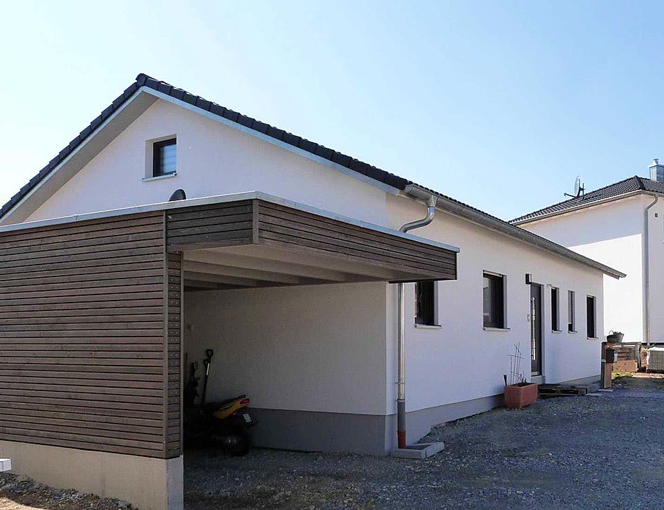 Fertighaus Bungalow 97 von Kielwein Holzbau Schlüsselfertig ab 242500€, Bungalow Außenansicht 1