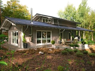 Fertighaus Kirschlorbeer von Stommel Haus, Blockhaus Außenansicht 4