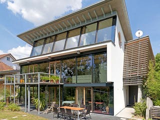 Fertighaus Baumann von Korte Holzbau, Pultdachhaus Außenansicht 2 Fertighaus Baumann von Korte Holzbau, Pultdachhaus Außenansicht 2