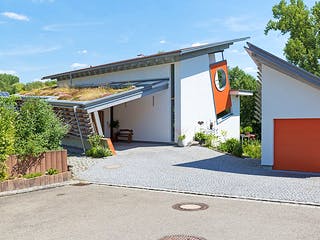 Fertighaus Baumann von Korte Holzbau, Pultdachhaus Außenansicht 4