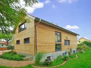 Fertighaus Schneider von Korte Holzbau, Satteldach-Klassiker Außenansicht 3
