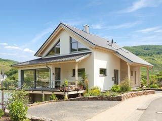 Fertighaus Scholz von Korte Holzbau, Satteldach-Klassiker Außenansicht 1