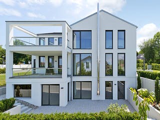 Fertighaus Thoman von Korte Holzbau, Satteldach-Klassiker Außenansicht 4