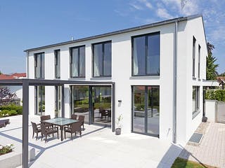 Fertighaus Thoman von Korte Holzbau, Satteldach-Klassiker Außenansicht 5