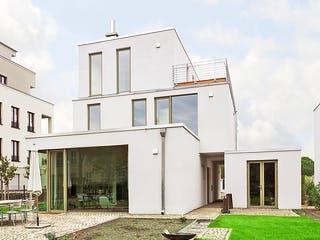 Massivhaus Freie Planung - Haus 4 von KOSIMA HAUS, Cubushaus Außenansicht 2