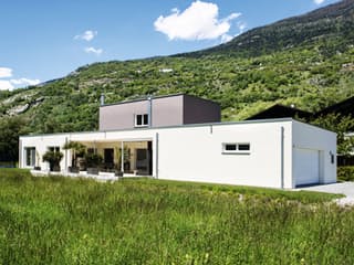 Fertighaus Kundenhaus 3 - Individuelle Planung von WeberHaus, Bungalow Außenansicht 1