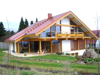 Fertighaus Kundenhaus Dr. Bögeholz von DAVINCI HAUS, Fachwerk Außenansicht 1