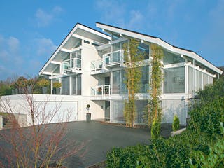 Fertighaus Kundenhaus Dr. Sutor von DAVINCI HAUS, Fachwerk Außenansicht 5