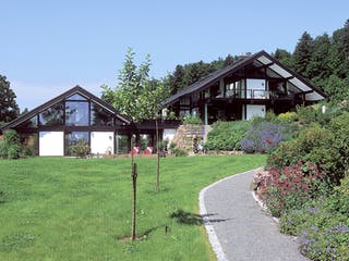 Fertighaus Kundenhaus Müller von DAVINCI HAUS, Fachwerk Außenansicht 2