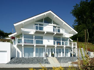 Fertighaus Kundenhaus Ramm von DAVINCI HAUS, Fachwerk Außenansicht 1