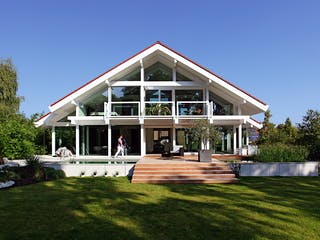 Fertighaus Kundenhaus Stettner von DAVINCI HAUS, Fachwerk Außenansicht 2