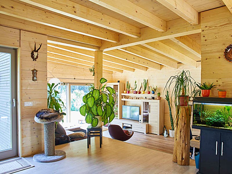 Wohnbereich mit viel Holz von der Kunze Zimmerei