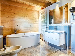 Blockhaus Classic 150 von LéonWood® Holz-Blockhaus Bausatzhaus ab 156365€, Blockhaus Innenansicht 7