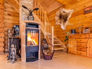 Blockhaus Elch von LéonWood® Holz-Blockhaus Bausatzhaus ab 114900€, Blockhaus Innenansicht 2