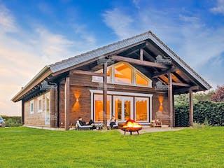 Blockhaus Espoo 108 von LéonWood® Holz-Blockhaus Bausatzhaus ab 150567€, Blockhaus Außenansicht 2