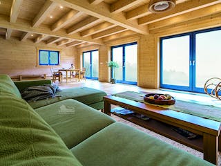 Blockhaus Lapin Kulta von LéonWood® Holz-Blockhaus Bausatzhaus ab 195802€, Blockhaus Innenansicht 1