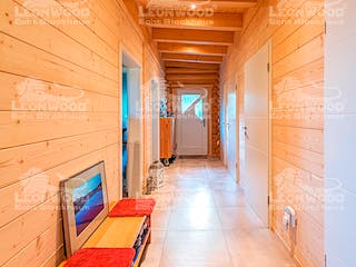 Blockhaus Mikado bel Etage von LéonWood® Holz-Blockhaus Bausatzhaus ab 156532€, Blockhaus Innenansicht 3