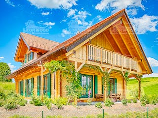 Blockhaus Vikkinghus von LéonWood® Holz-Blockhaus Bausatzhaus ab 153900€, Blockhaus Außenansicht 1