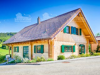 Blockhaus Vikkinghus von LéonWood® Holz-Blockhaus Bausatzhaus ab 153900€, Blockhaus Außenansicht 2