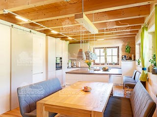 Blockhaus Villa Siena von LéonWood® Holz-Blockhaus Bausatzhaus ab 202283€, Blockhaus Innenansicht 4