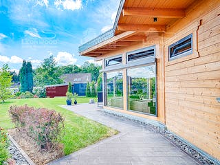 Blockhaus Westwind von LéonWood® Holz-Blockhaus Bausatzhaus ab 131708€, Blockhaus Außenansicht 3