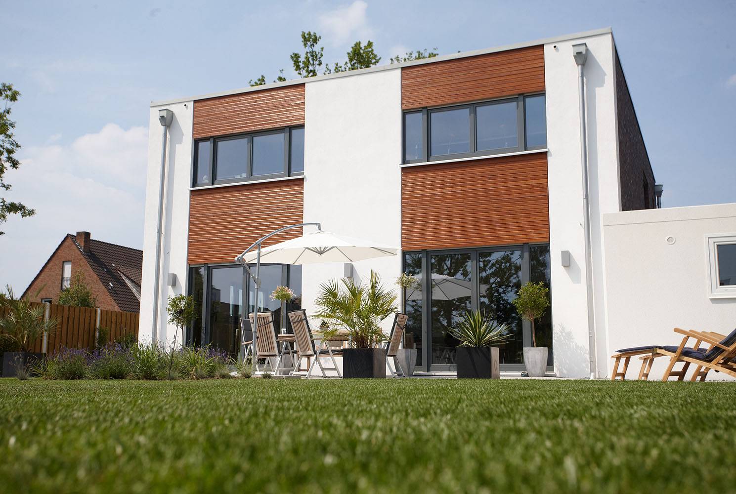 Fertighaus Lido Kubus von GUSSEK HAUS Schlüsselfertig ab 665500€, Cubushaus Außenansicht 1