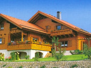 Fertighaus Linz von TIROLIA Ausbauhaus ab 181200€, Blockhaus Außenansicht 1