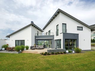 Fertighaus Pultdach Klassik 233 von LUXHAUS, Pultdachhaus Außenansicht 1