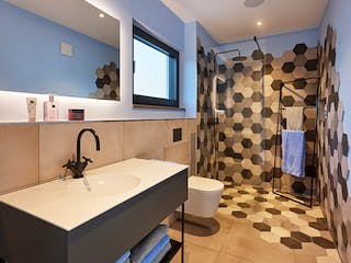 Fertighaus LUXHAUS | core - MH Bad Vilbel von LUXHAUS, Cubushaus Innenansicht 6