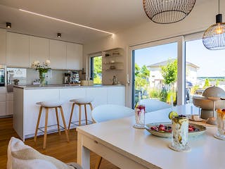 Fertighaus Satteldach Landhaus 138 von LUXHAUS, Satteldach-Klassiker Innenansicht 2