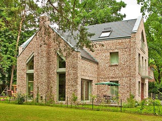 Massivhaus Christiansen von Mammen Bauunternehmen, Satteldach-Klassiker Außenansicht 1