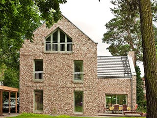 Massivhaus Christiansen von Mammen Bauunternehmen, Satteldach-Klassiker Außenansicht 2