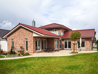 Massivhaus Pohl von Mammen Bauunternehmen, Stadtvilla Außenansicht 3