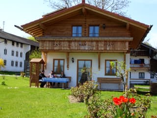 Fertighaus Maria von Ludwig Andrä Holzbau Schlüsselfertig ab 188466€, Satteldach-Klassiker Außenansicht 2