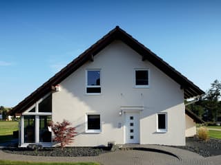 Fertighaus MEDLEY 200 B - MH Frankenberg von FingerHaus, Satteldach-Klassiker Außenansicht 5