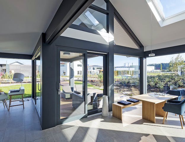 FertighausWelt Günzburg: Musterhaus Ästhetik von Meisterstück-HAUS