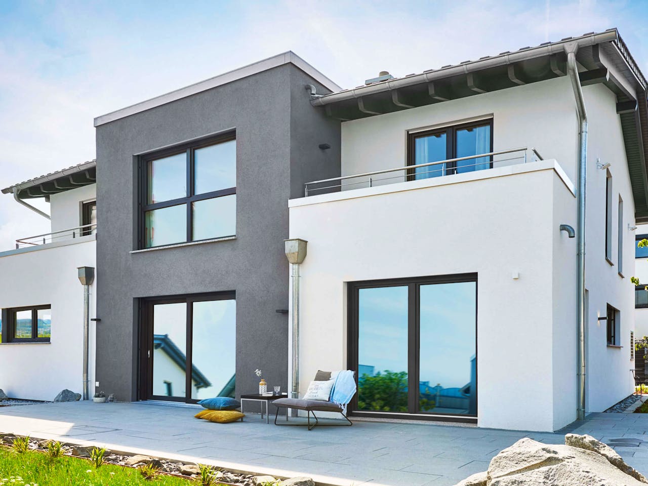 Fertighaus Stuttgart von Fingerhut Haus Schlüsselfertig ab 634703€, Satteldach-Klassiker Außenansicht 1