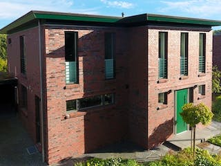 Massivhaus BLICKFANG von Kagebau, Stadtvilla Außenansicht 2