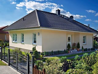 Massivhaus Bungalow Rerik von ROTH-MASSIVHAUS, Bungalow Außenansicht 2