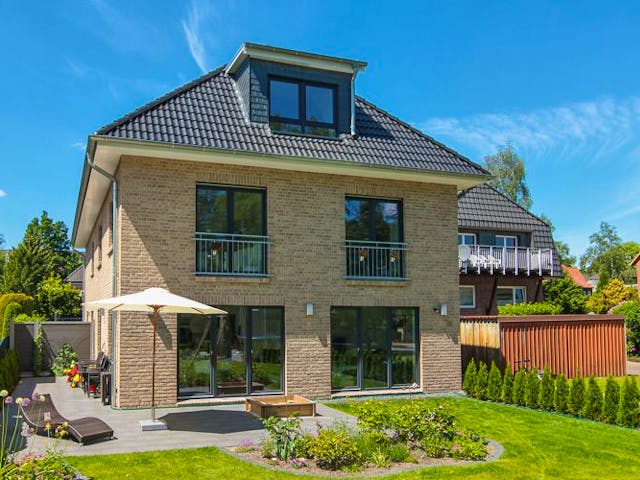 Massivhaus Duo Stadtvilla 130 von ECO System HAUS Schlüsselfertig ab 292600€, Stadtvilla Außenansicht 2