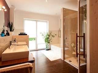 Massivhaus FEENTEICH von Kagebau, Bungalow Innenansicht 1